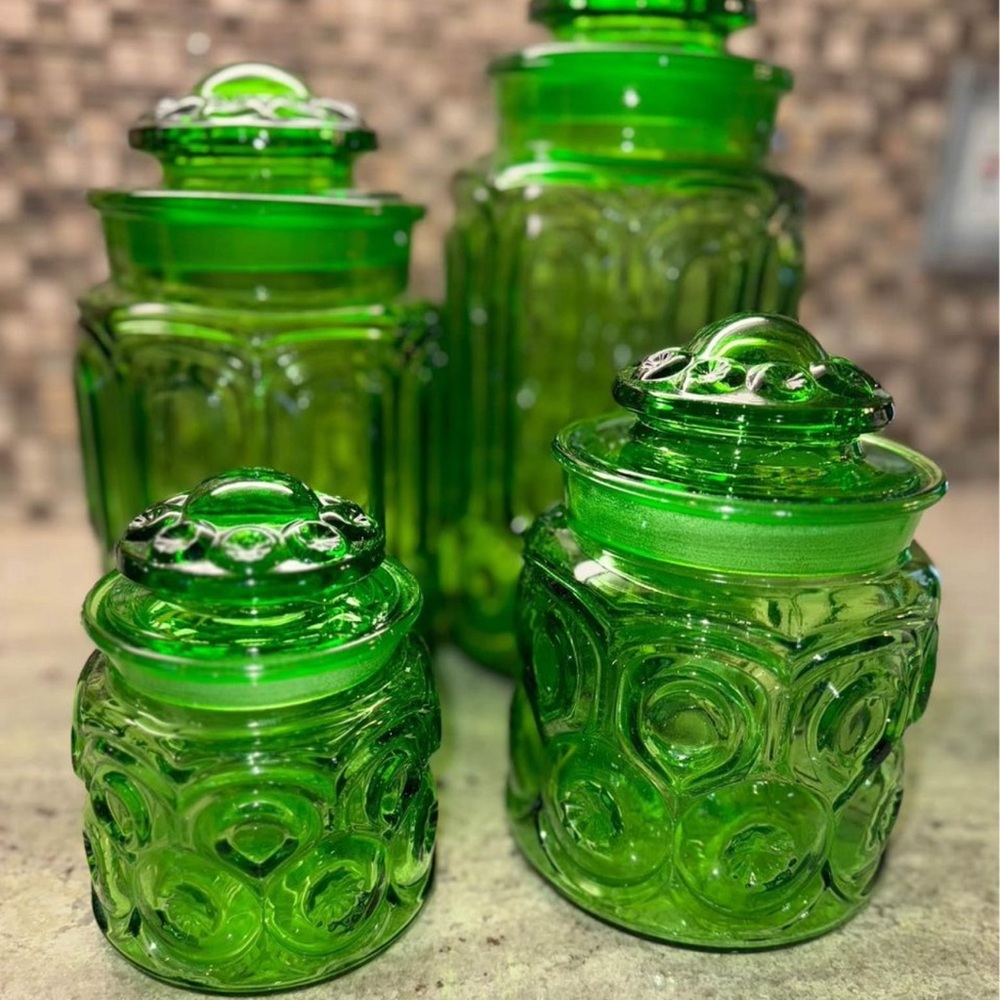 Vintage LE Smith Apple Green Glass Moon & Stars Canisters,Set Of 4 Canisters.🍏